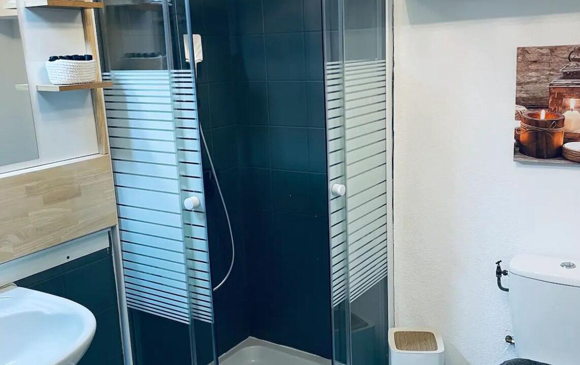 Photo of Bathroom in Puget-Theniers