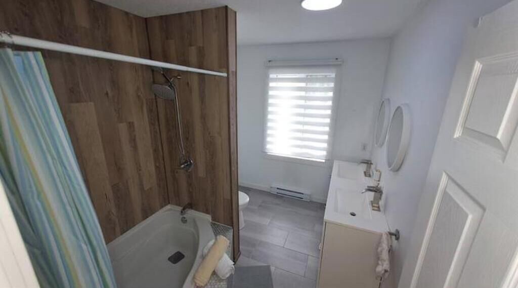 Photo of Bathroom in Gatineau