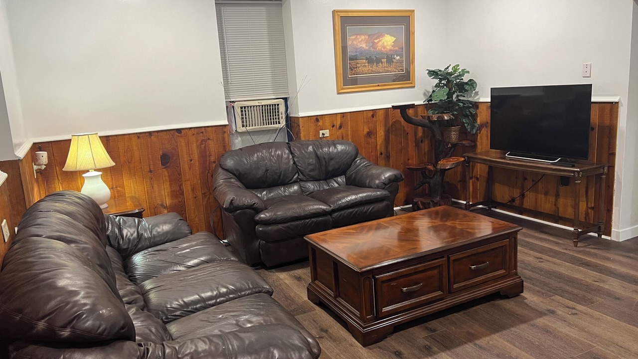 Photo of Livingroom in Monroe