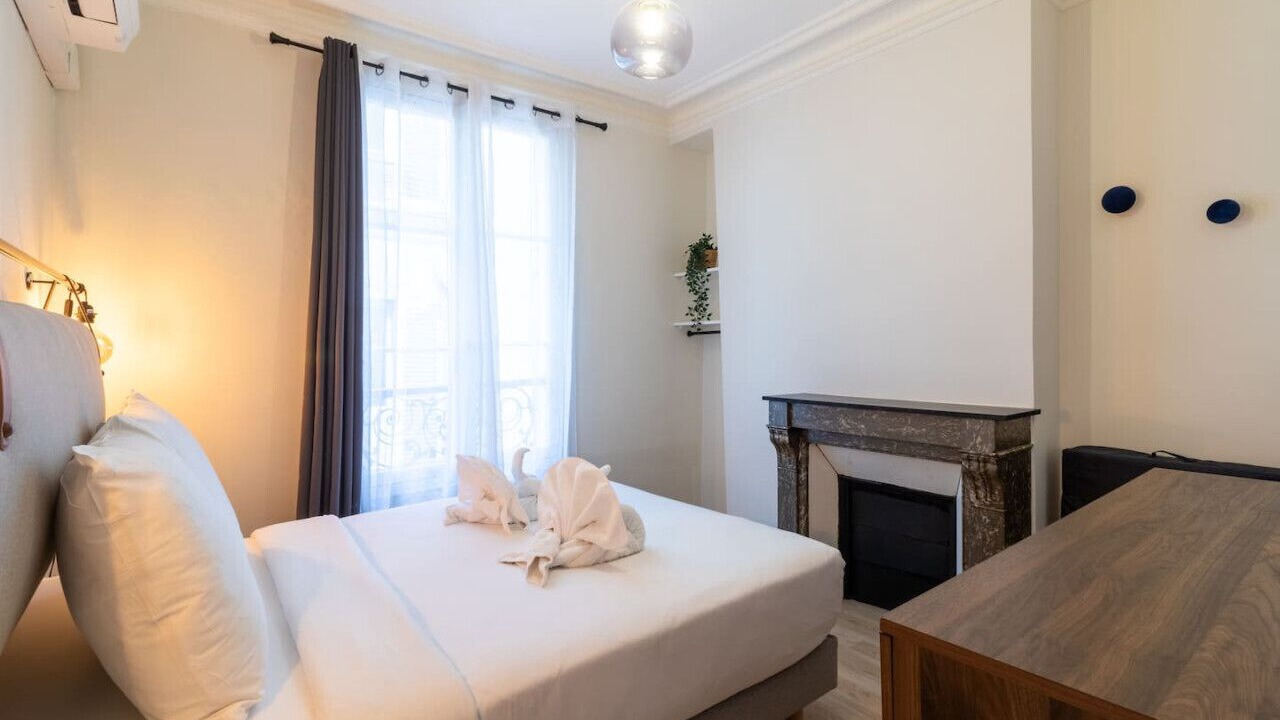 Photo of Bedroom in Faubourg-du-Roule