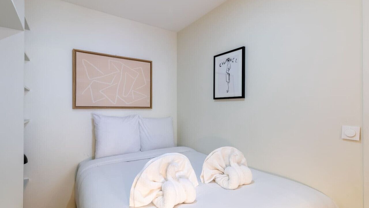 Photo of Bedroom in Faubourg-du-Roule