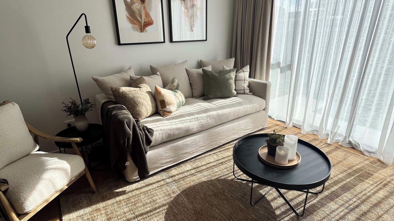 Photo of Livingroom in Albert Town