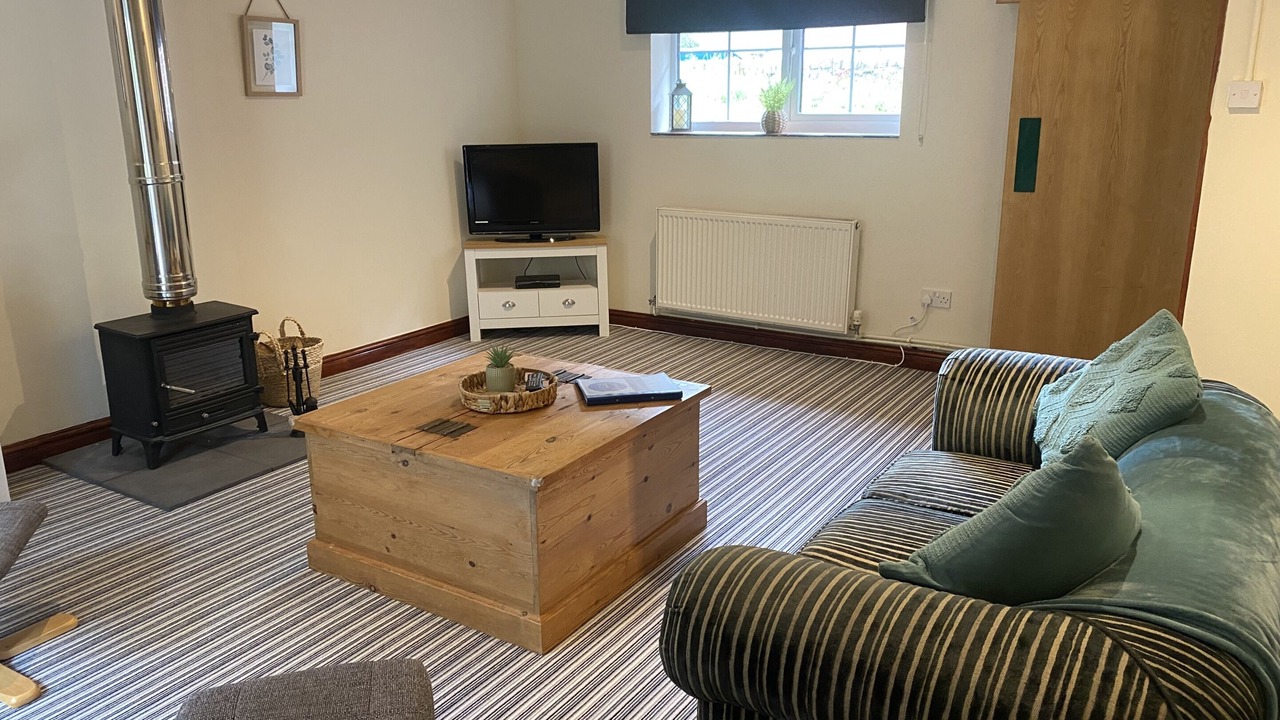 Photo of Livingroom in Alton