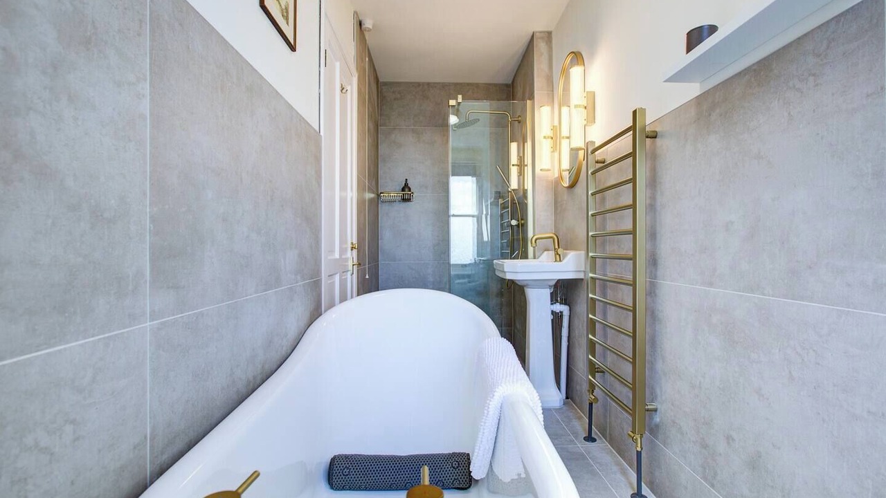 Photo of Bathroom in Leigh-on-Sea
