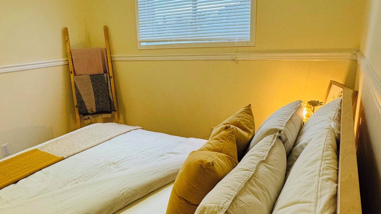 Photo of Bedroom in Northwest Calgary