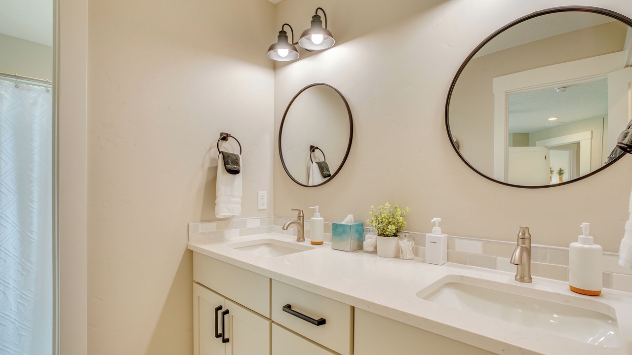 Photo of Bathroom in Tamarack Resort