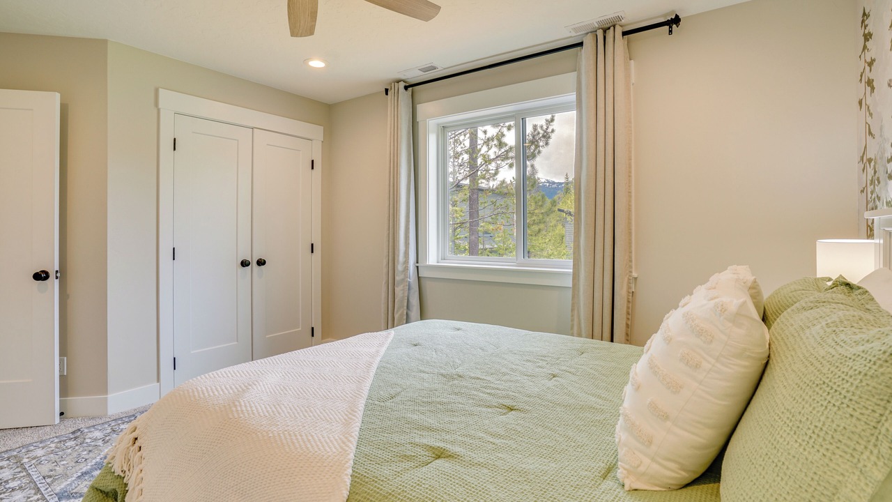 Photo of Bedroom in Tamarack Resort