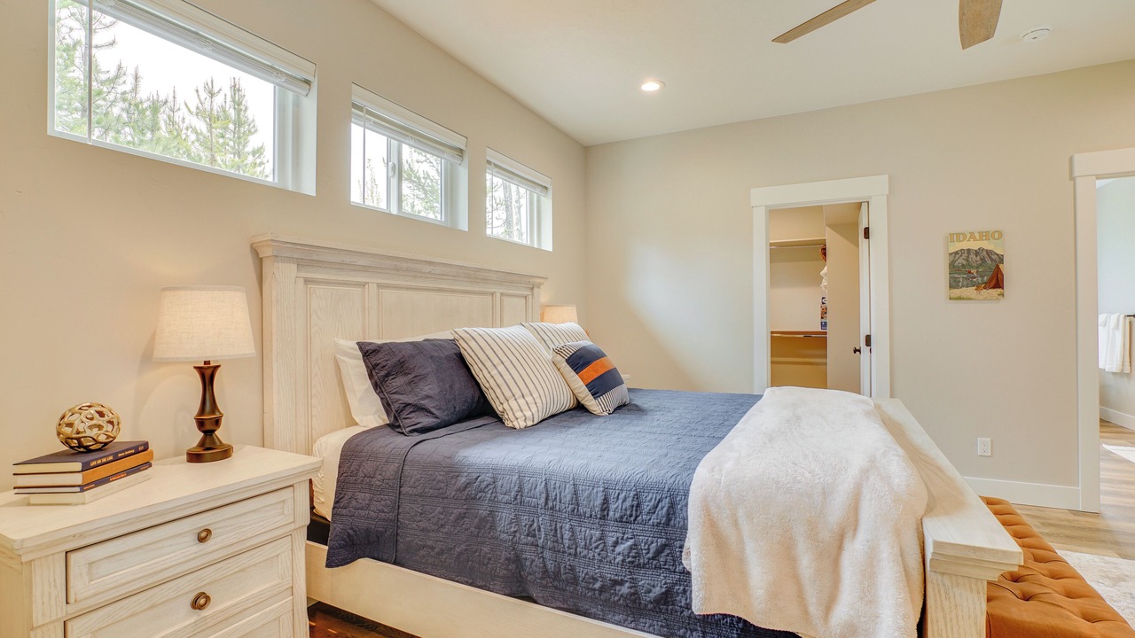 Photo of Bedroom in Tamarack Resort