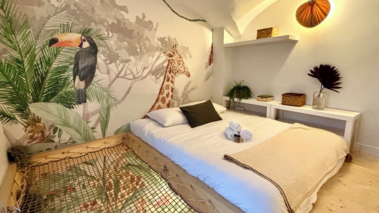 Photo of Bedroom in Griffon - Royale