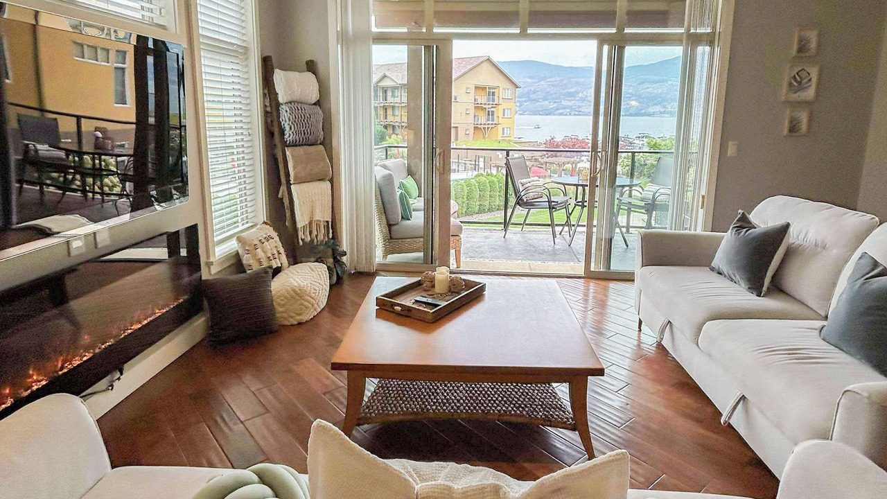 Photo of Livingroom in Central Okanagan