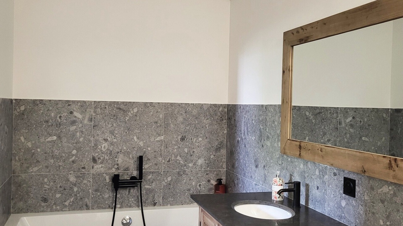 Photo of Bathroom in Mandres