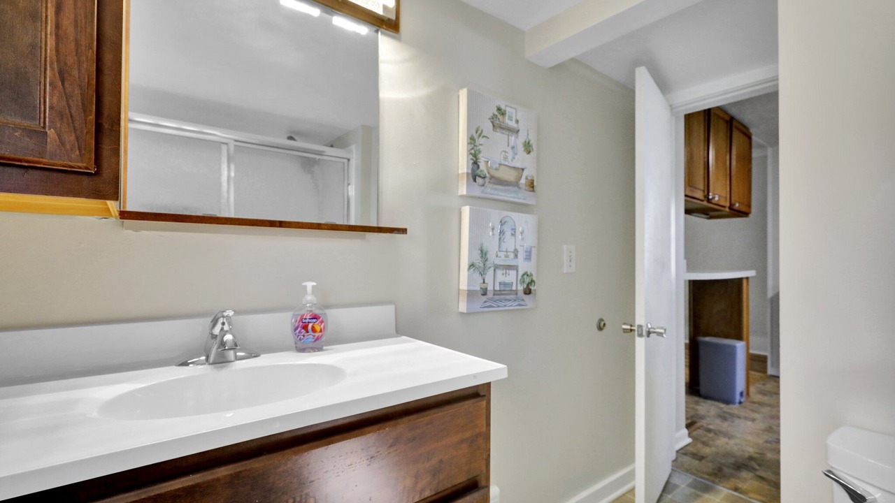 Photo of Bathroom in Lansing