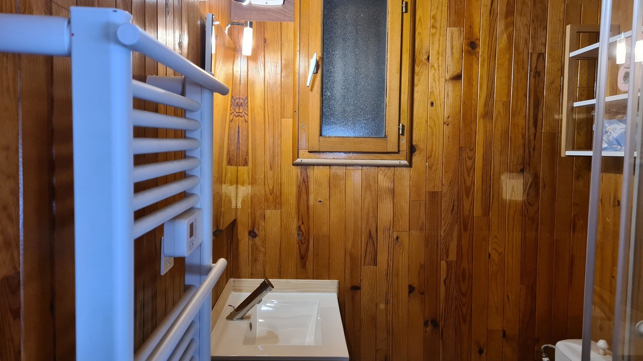 Photo of Bathroom in Brazey-en-Morvan
