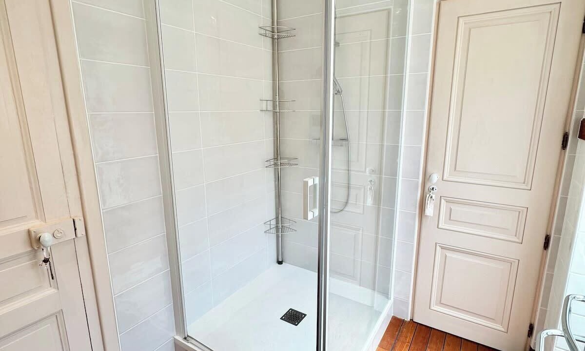 Photo of Bathroom in Larmor-Plage