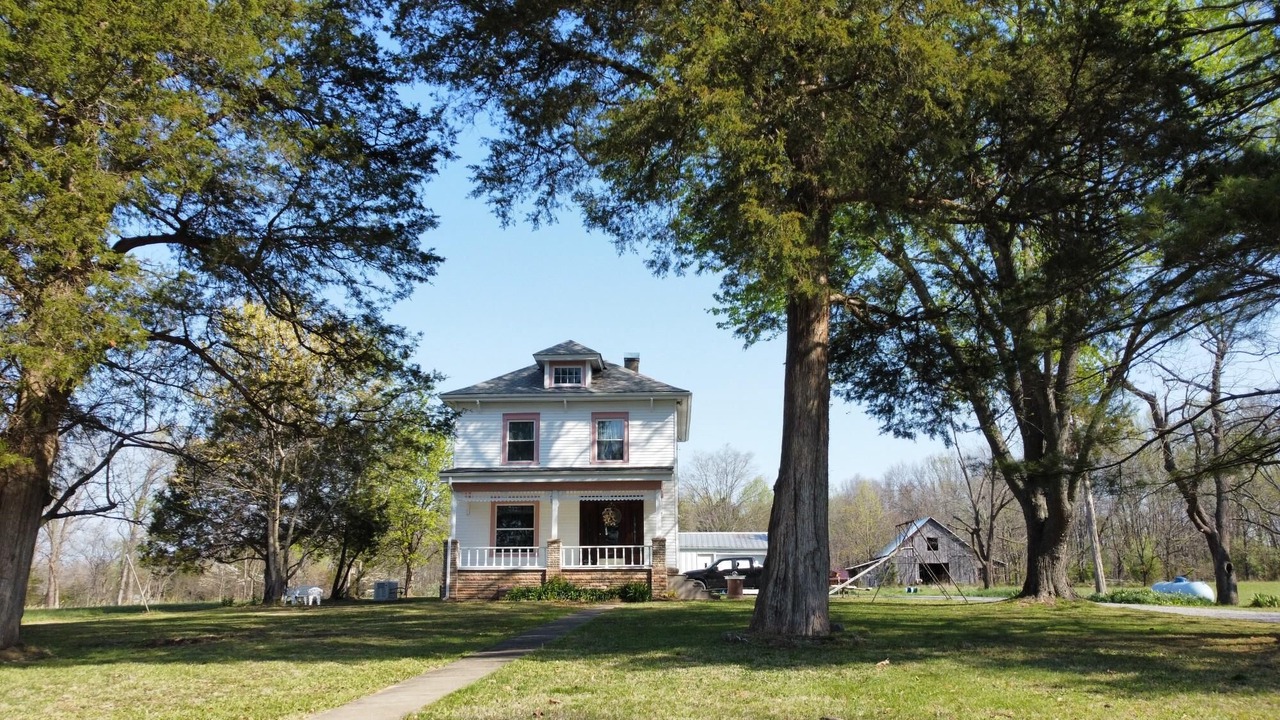 Photo of Outdoor in Creal Springs
