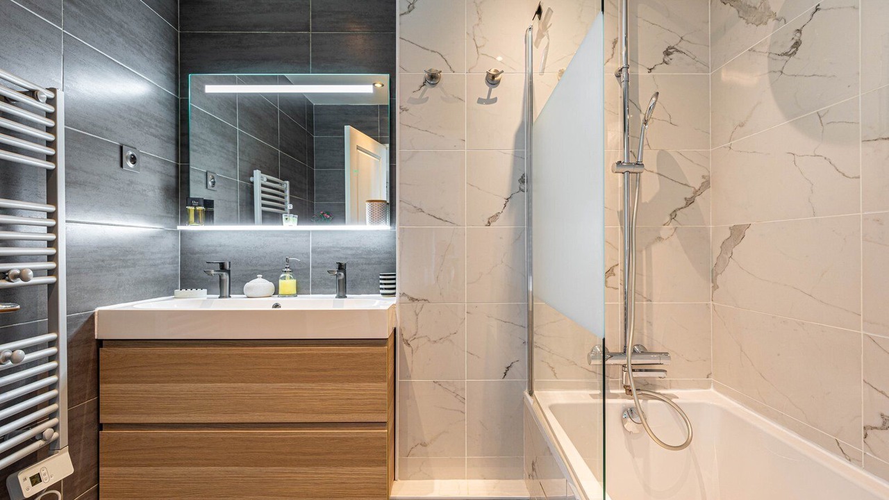 Photo of Bathroom in Montrouge