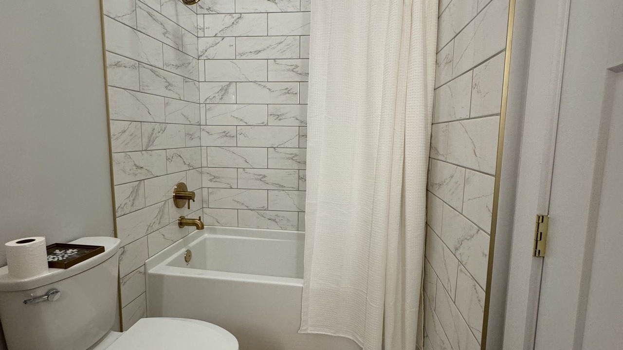 Photo of Bathroom in Du Quoin