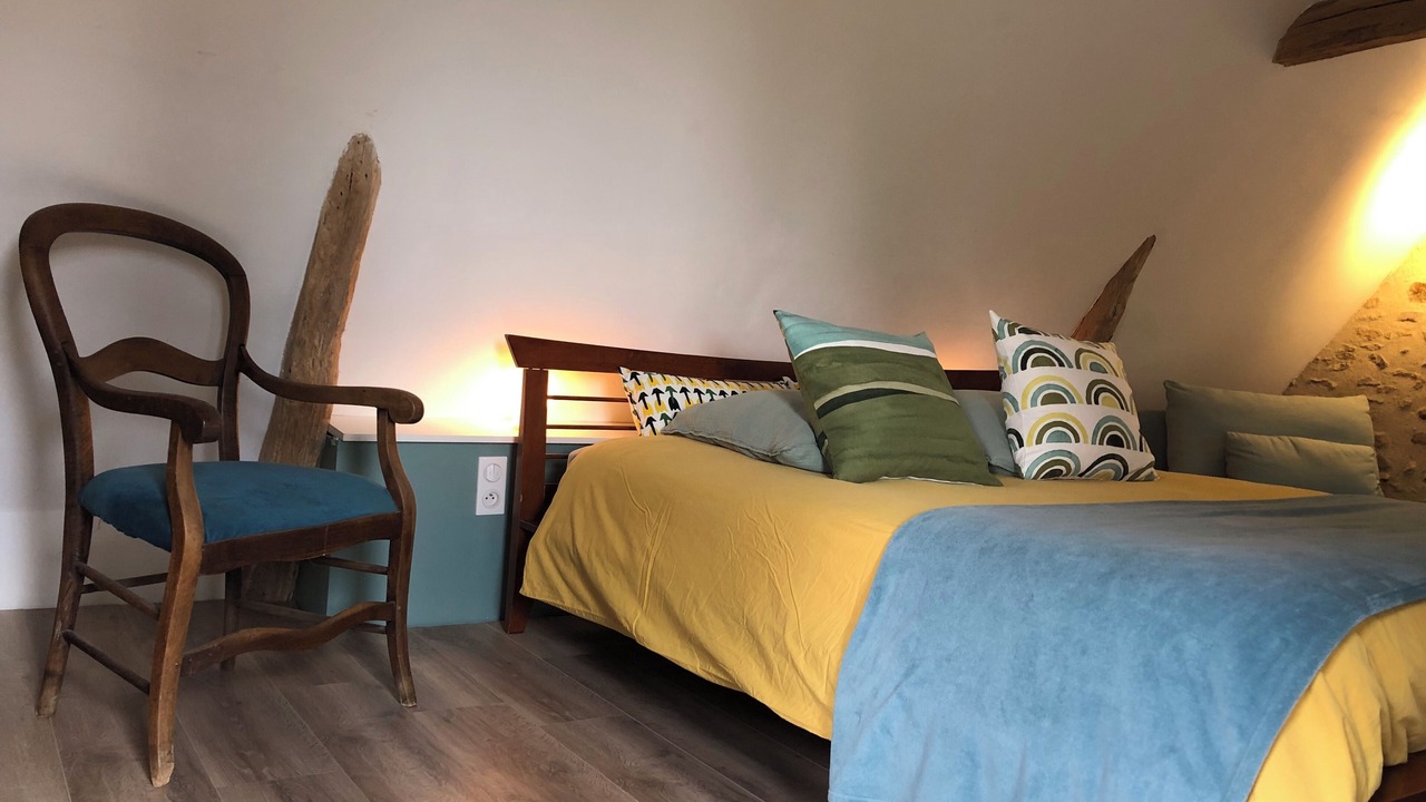 Photo of Bedroom in Cheille