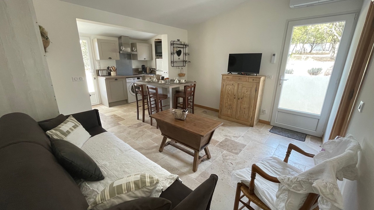 Photo of Livingroom in Fox-Amphoux