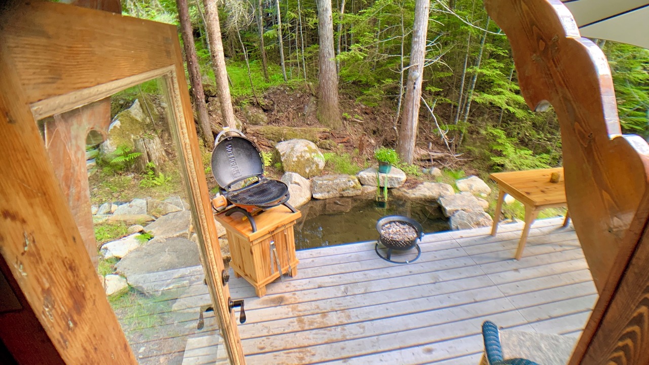 Photo of Patio Balcony in Gray Creek