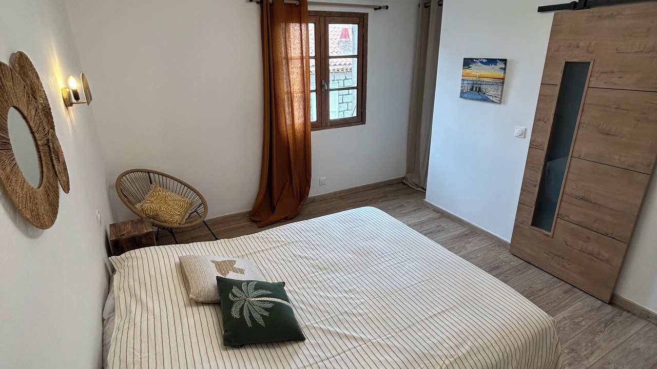 Photo of Bedroom in Monacia-d'Aullene