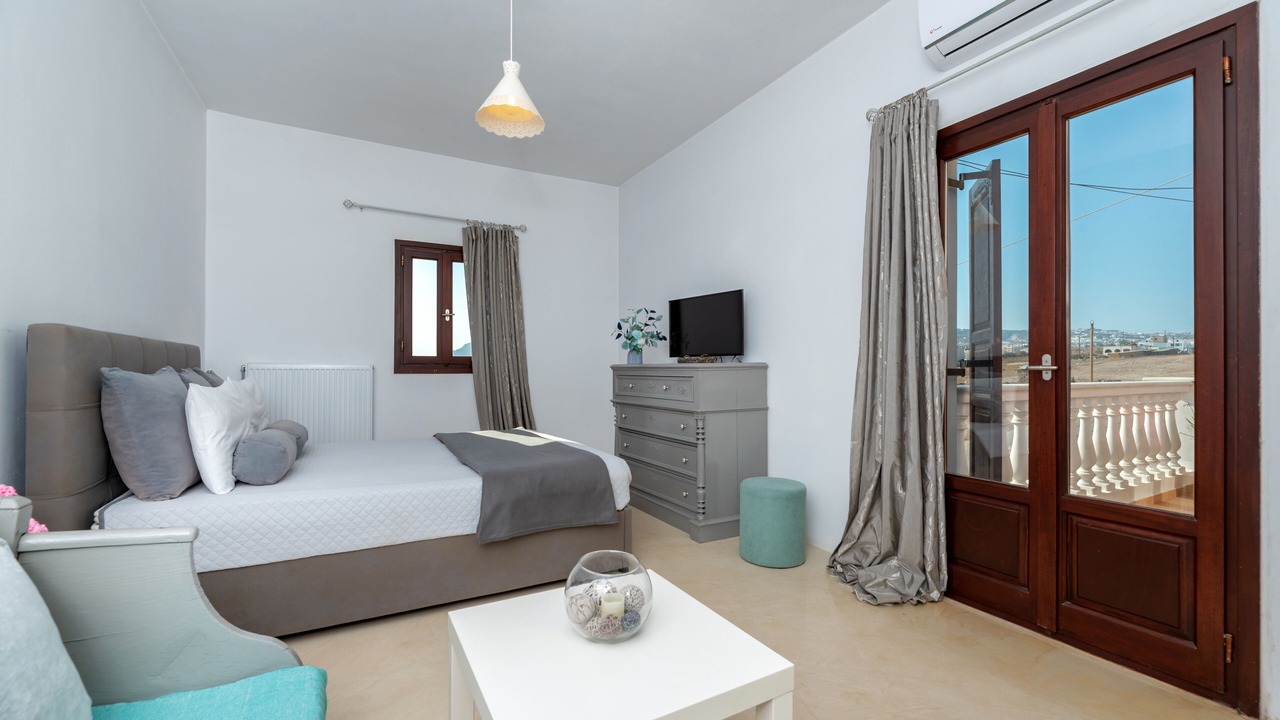 Photo of Bedroom in Monolithos