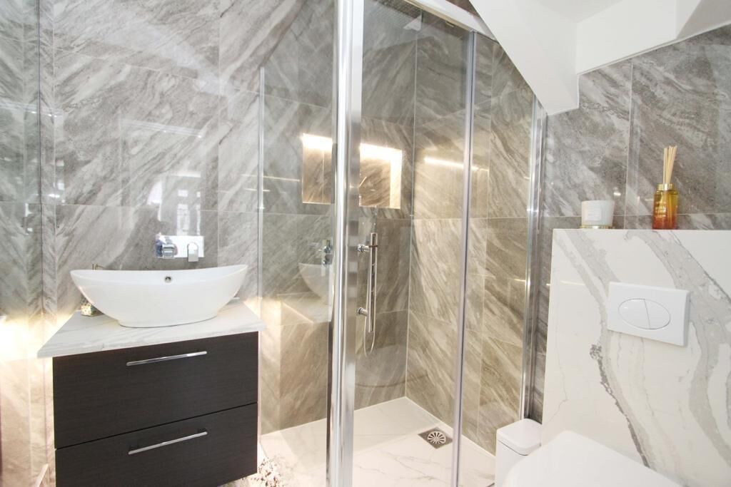 Photo of Bathroom in Uxbridge South