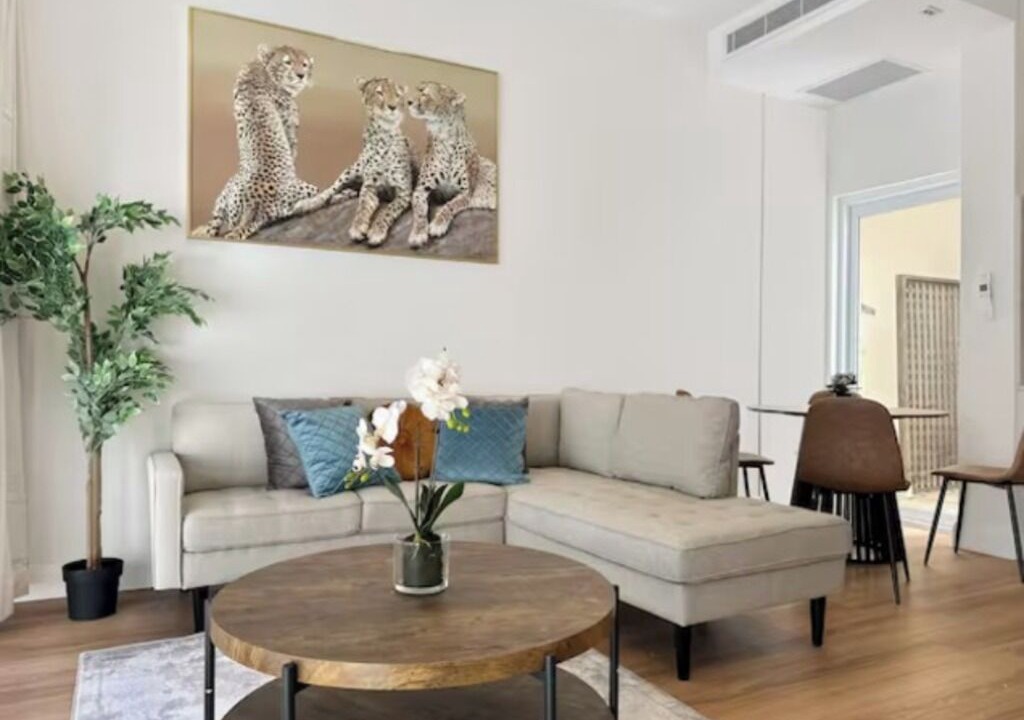 Photo of Livingroom in Haymarket