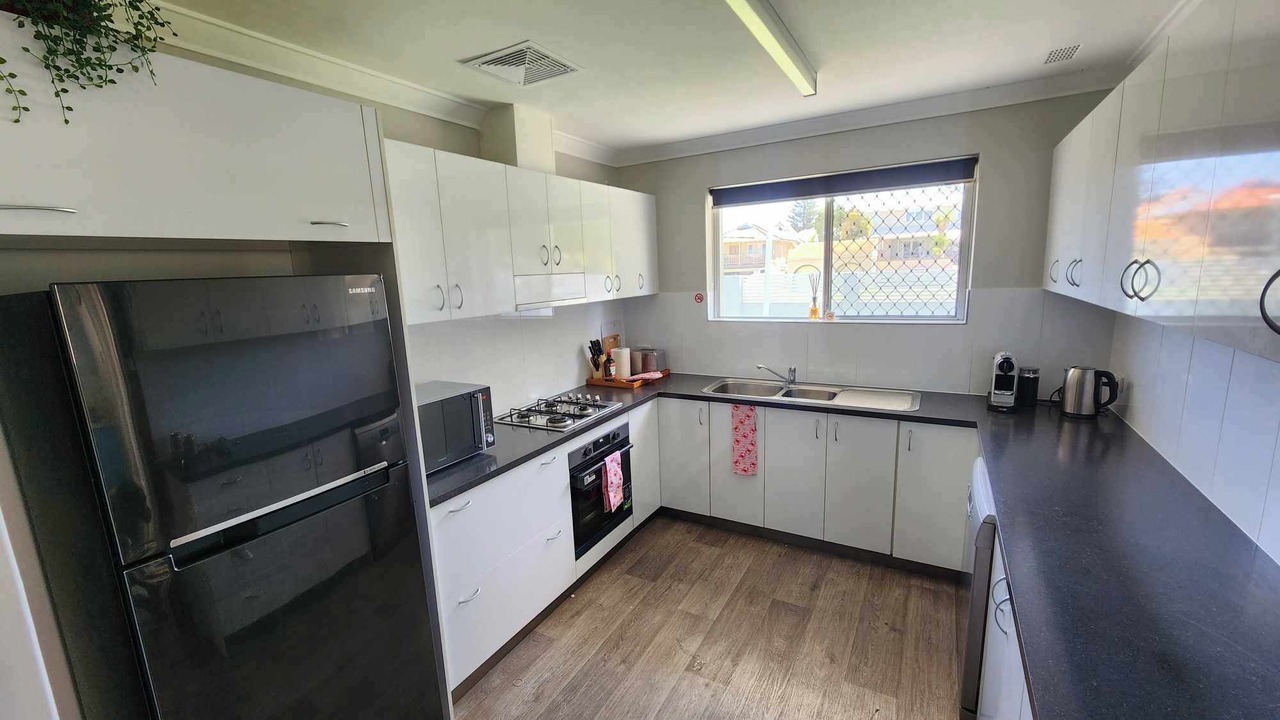 Photo of Kitchen in Shoalwater