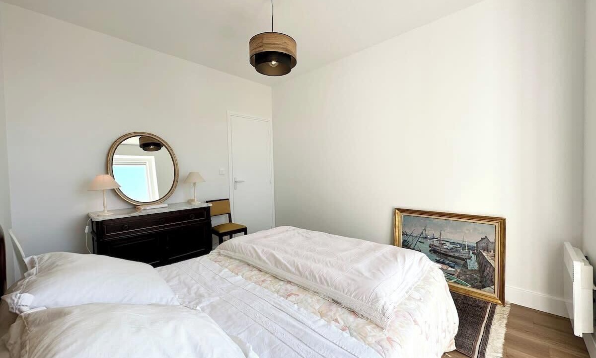 Photo of Bedroom in Larmor-Plage