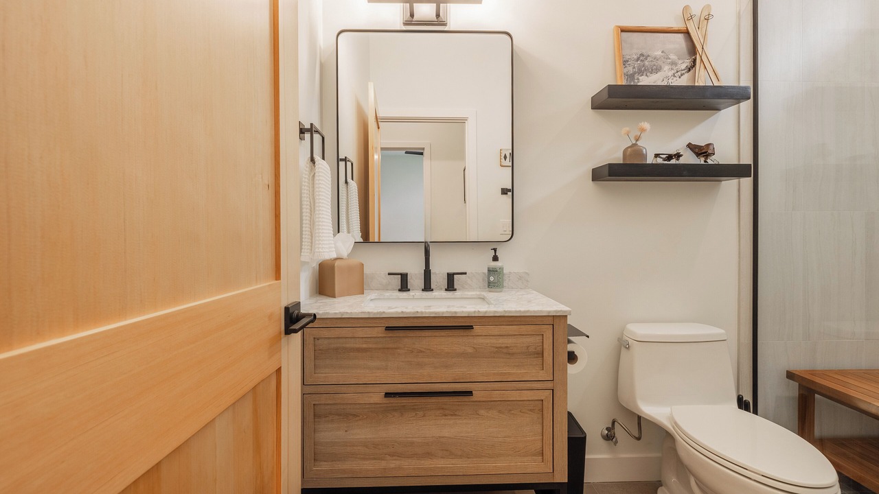 Photo of Bathroom in Snoqualmie Pass