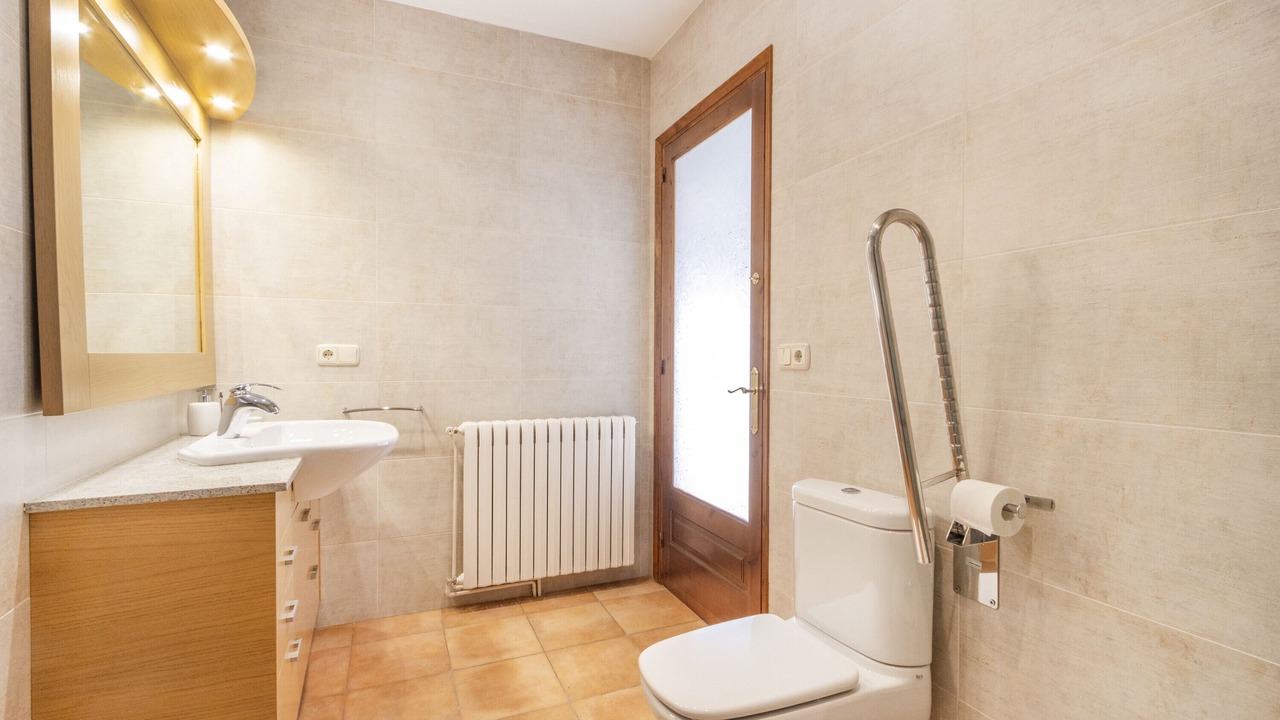 Photo of Bathroom in Solsona