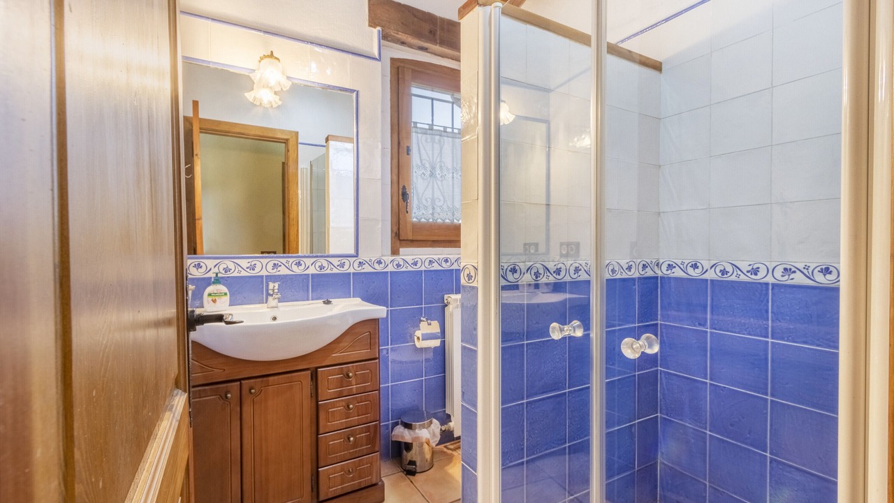 Photo of Bathroom in Olius