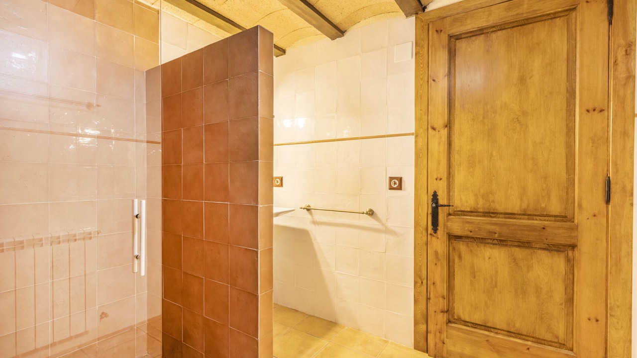 Photo of Bathroom in Olius