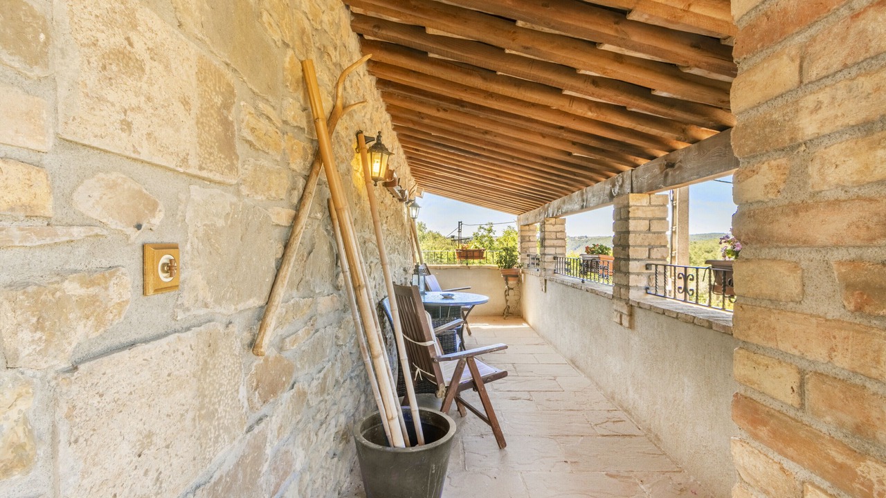 Photo of Patio Balcony in Olius