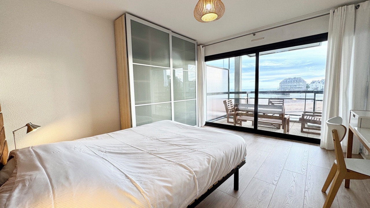 Photo of Bedroom in Larmor-Plage