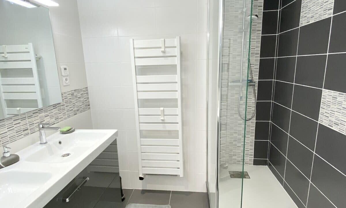 Photo of Bathroom in Larmor-Plage