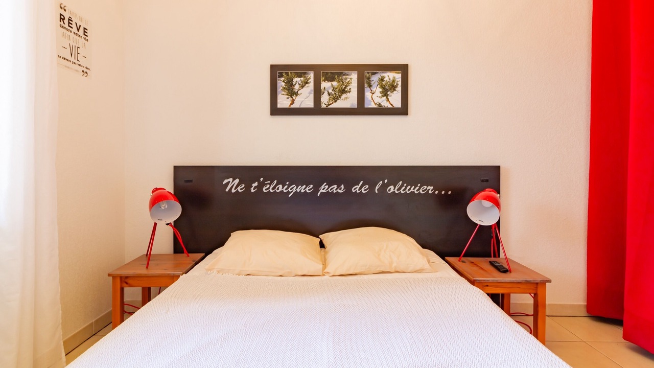 Photo of Bedroom in Azille