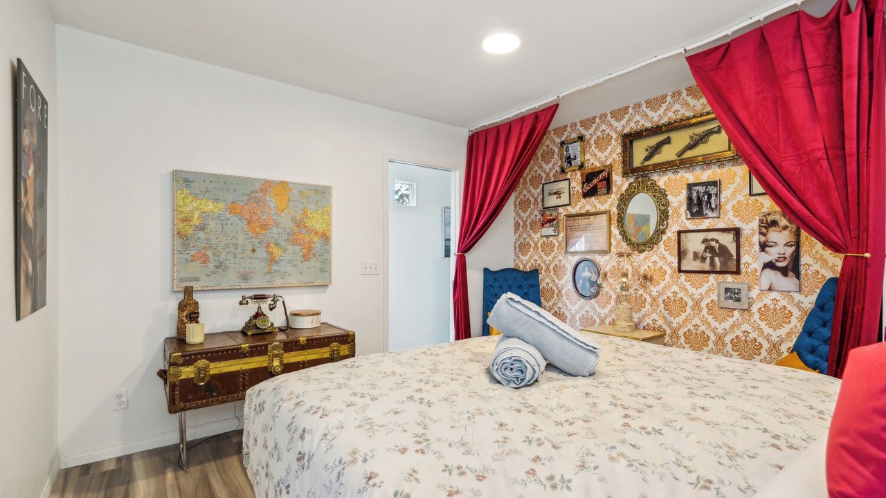 Photo of Bedroom in Northwest Calgary