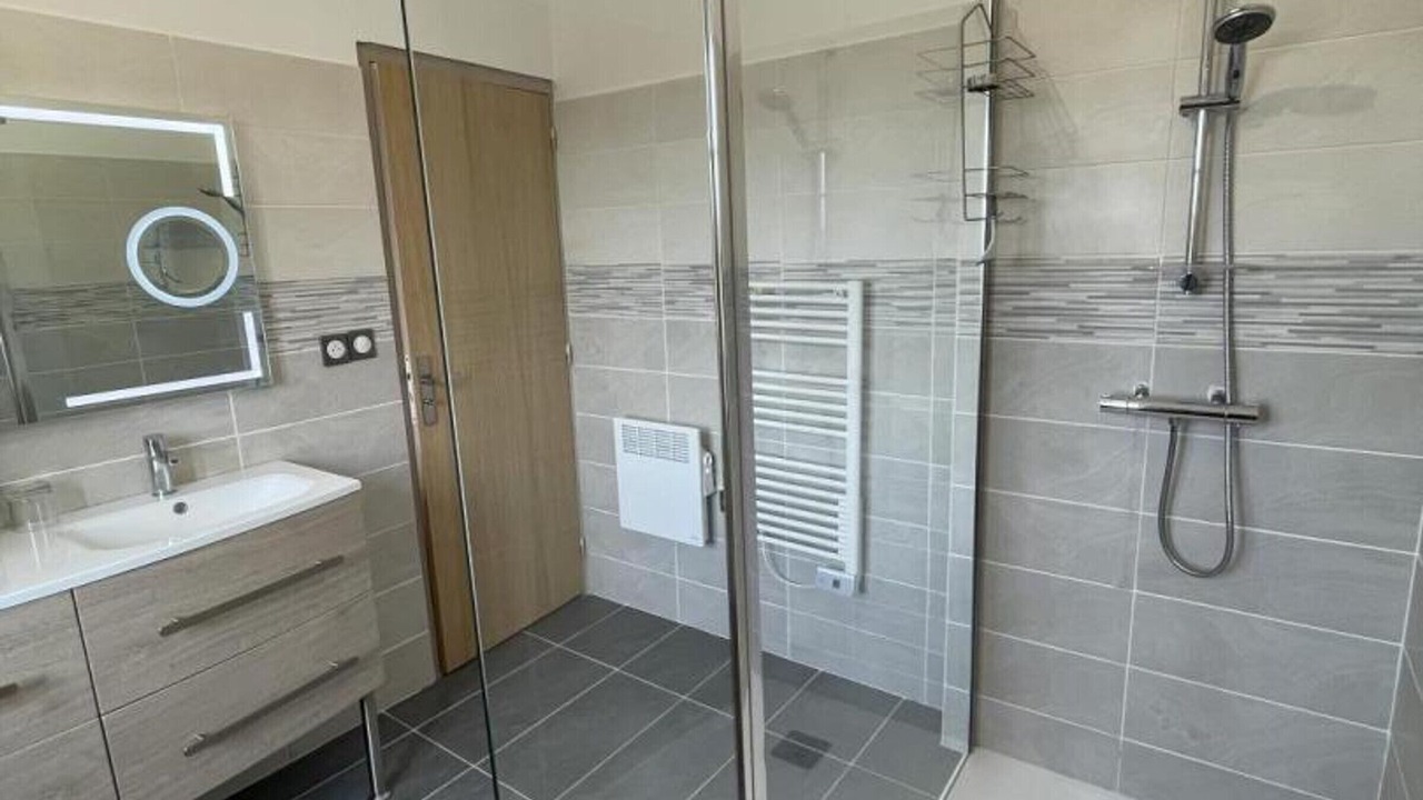 Photo of Bathroom in Chouzy-sur-Cisse