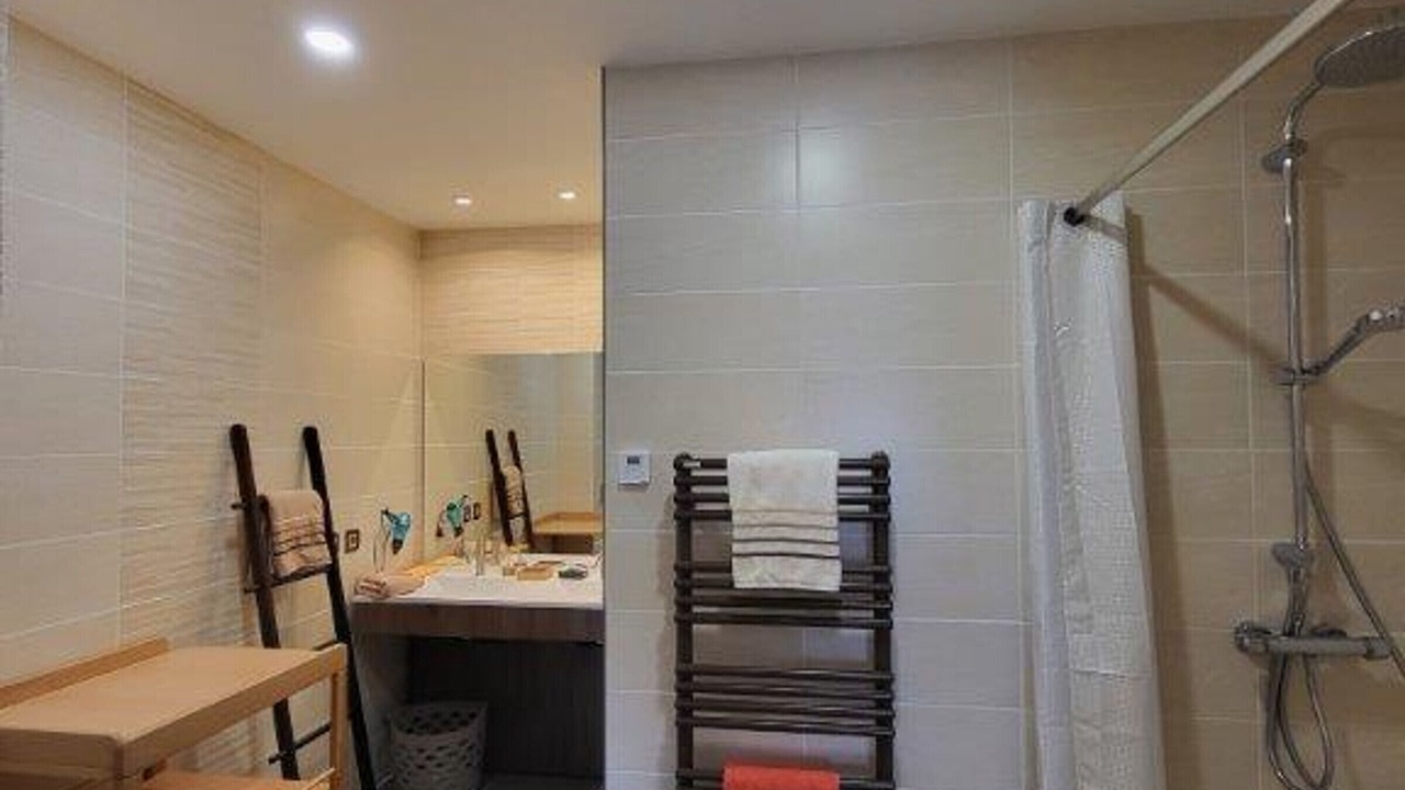 Photo of Bathroom in Thenay