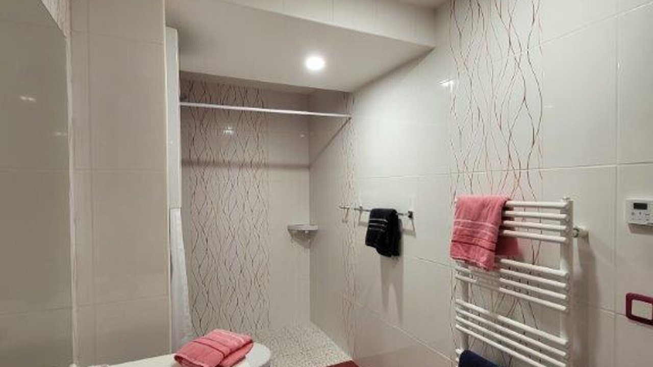 Photo of Bathroom in Thenay