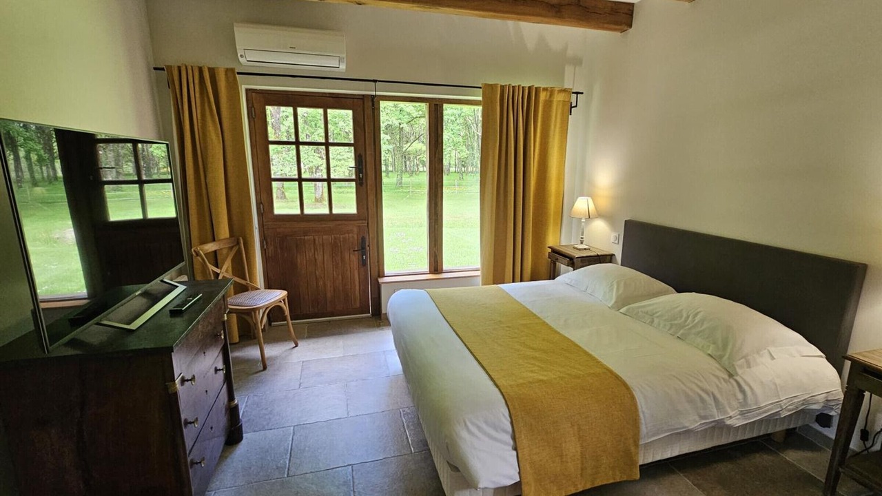 Photo of Bedroom in Contres