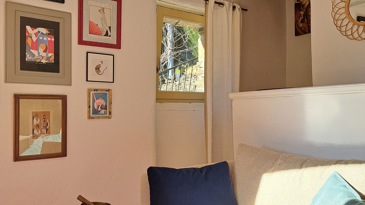 Photo of Livingroom in Dompnac