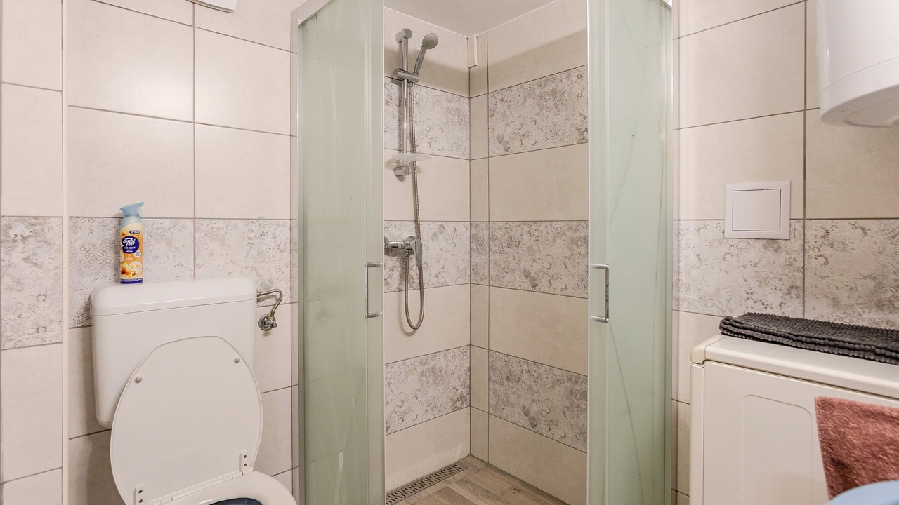 Photo of Bathroom in Revfulop