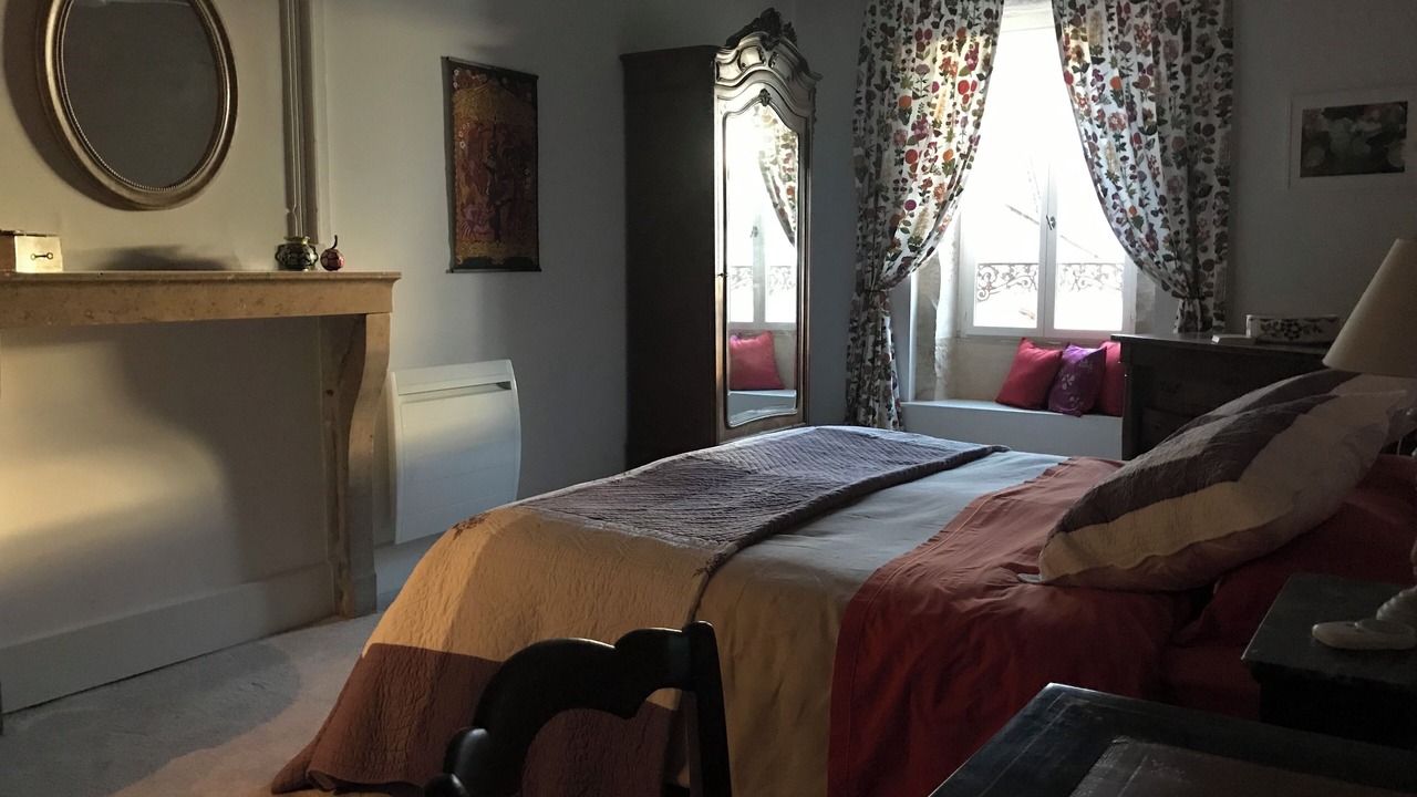 Photo of Bedroom in Meursault