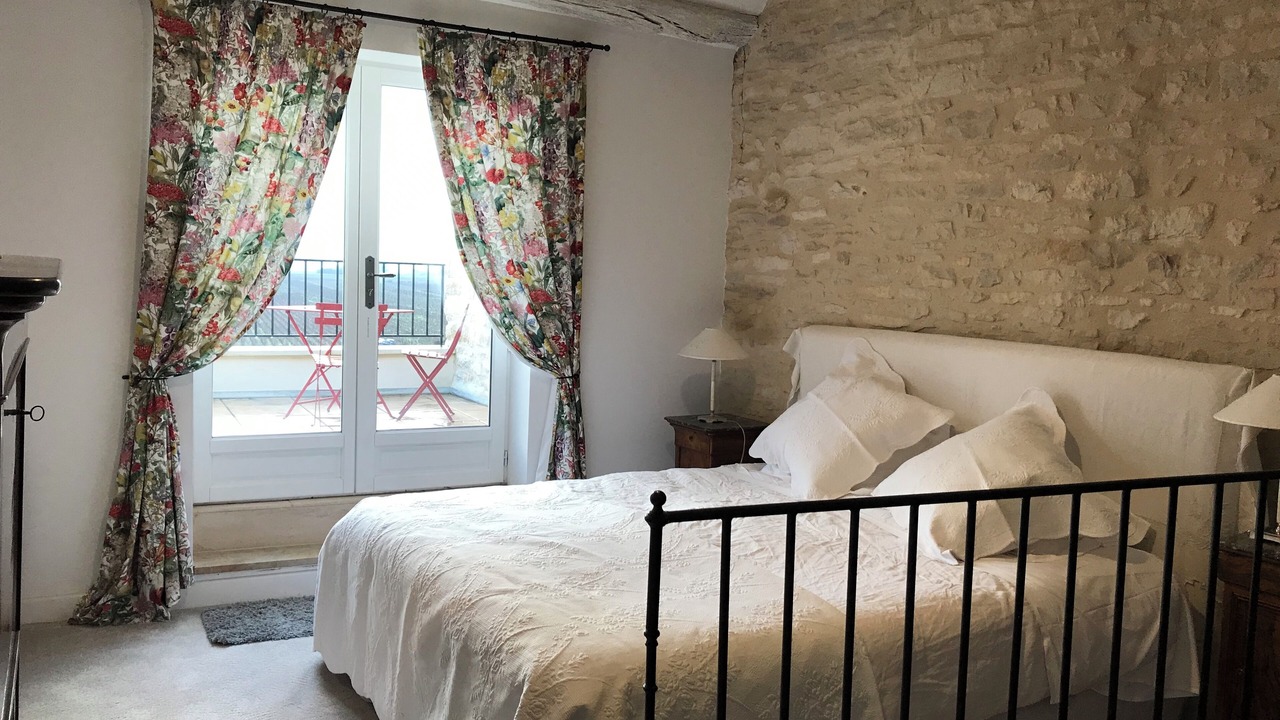 Photo of Bedroom in Meursault