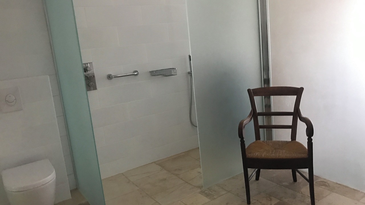 Photo of Bathroom in Meursault