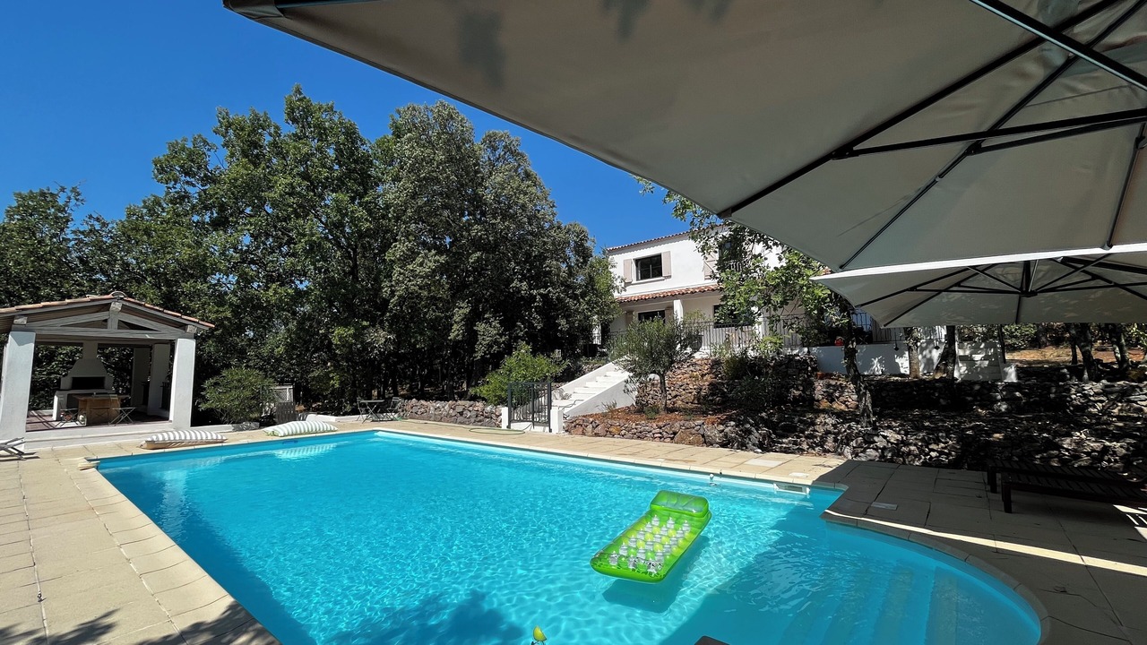 Photo of Outdoor in Saint-Maximin-la-Sainte-Baume