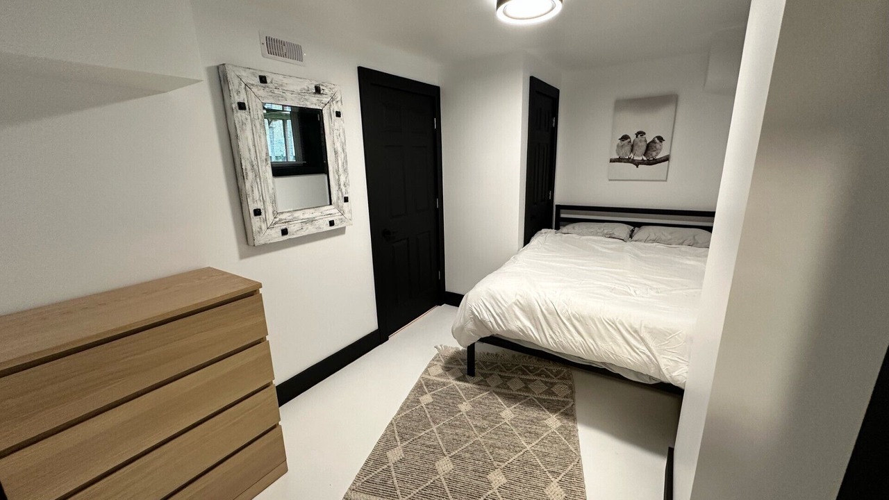 Photo of Bedroom in Armour